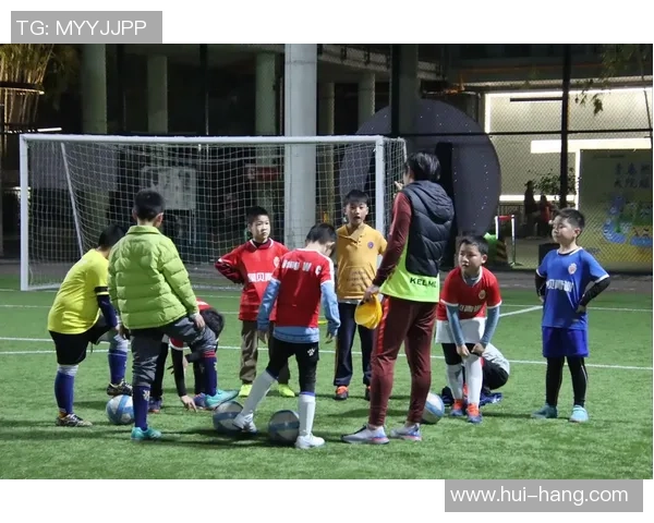 追梦绿茵场足球明星们的奋斗与坚持励志故事分享